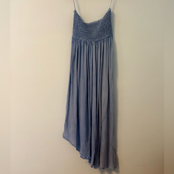 Urban Outfitters Gray Asymmetrical Smocked Skirt - Picture 4 of 5